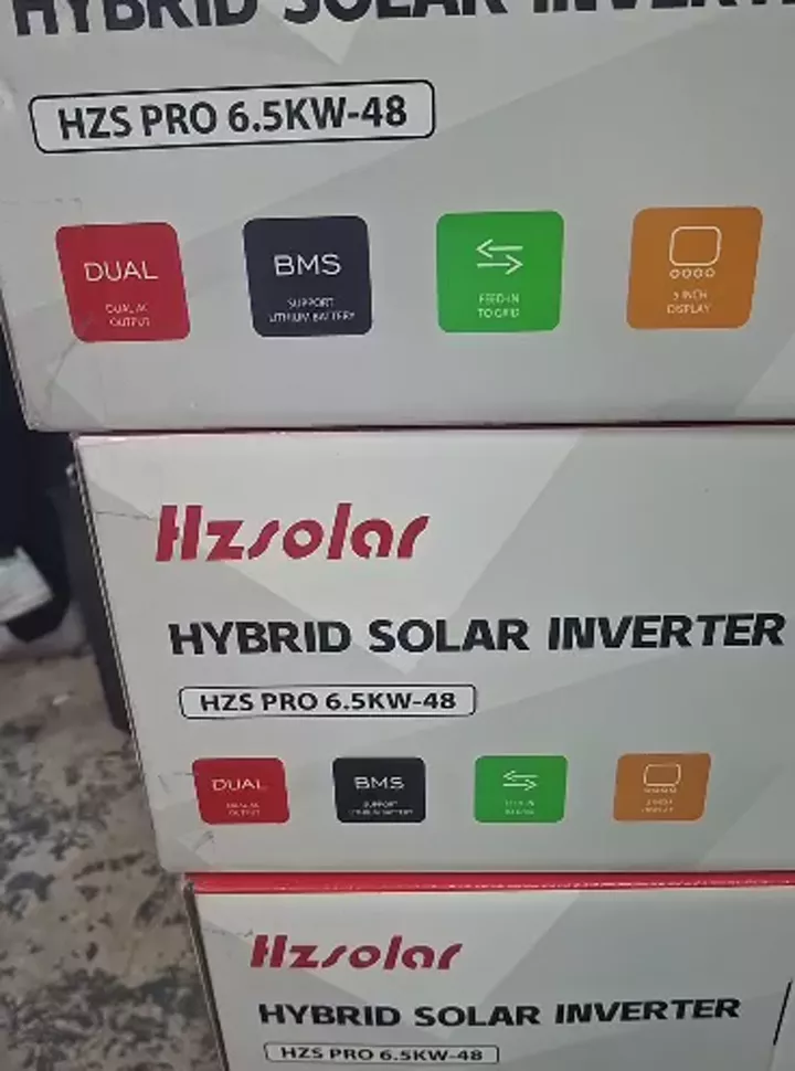Cartons d'onduleurs solaires hybrides